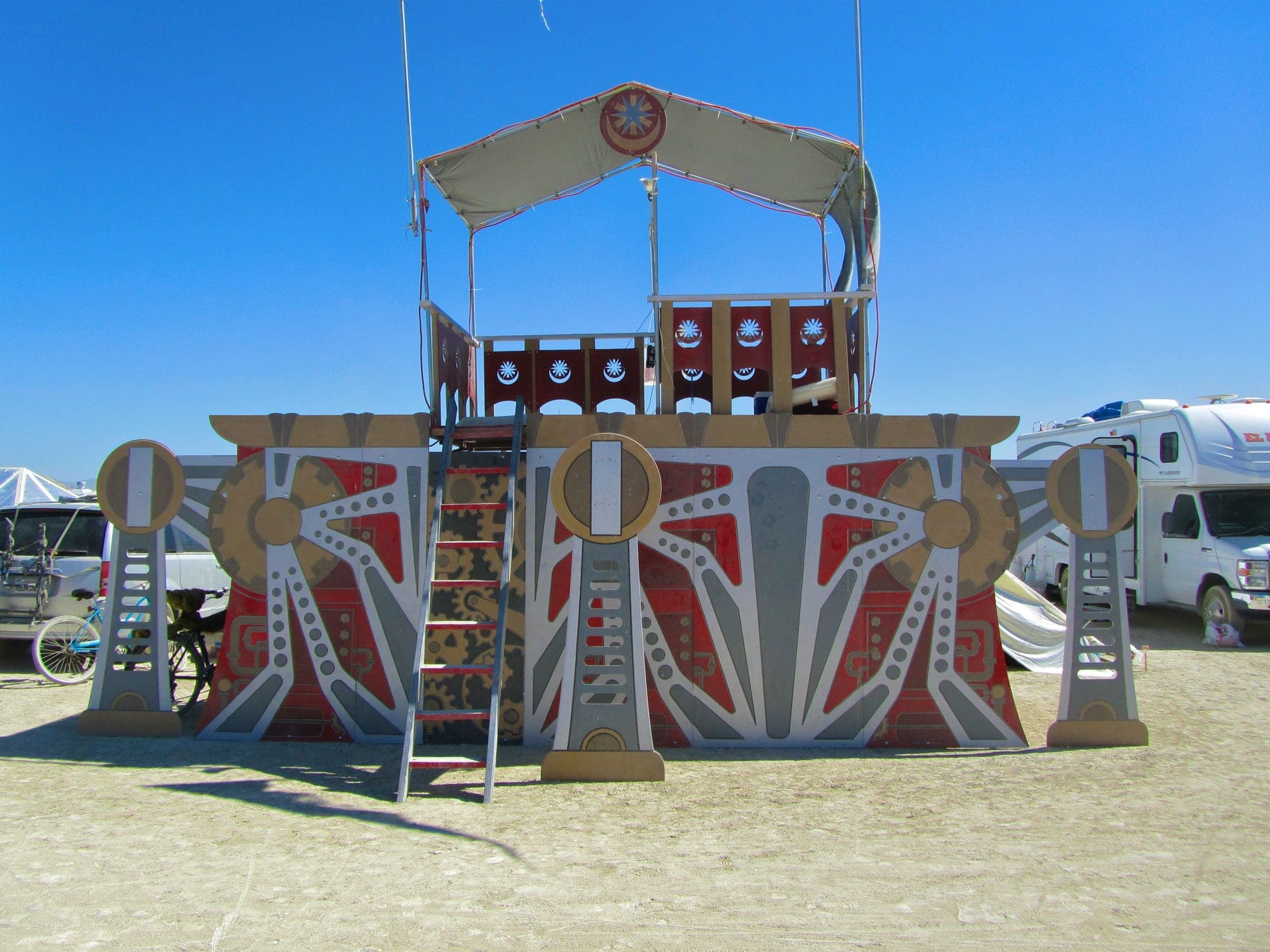 ES2011-Fully-Assembled-Facade Steampunk Airship Outpost
